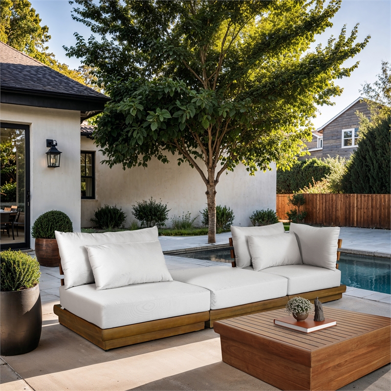 Meridian Furniture Mirella 112
