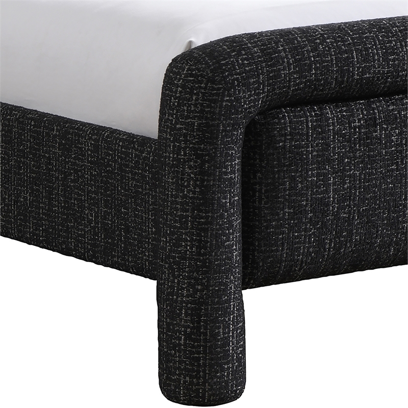 Meridian Furniture Baylor Black Fabric With Interwoven Chenille King Bed