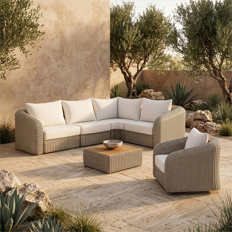 Meridian Furniture Seacrest 123.25