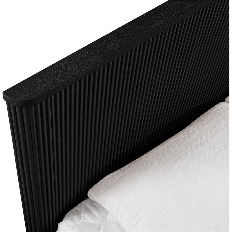 Meridian Furniture Astrid Black Solid Wood And Oak Veneer King Bed