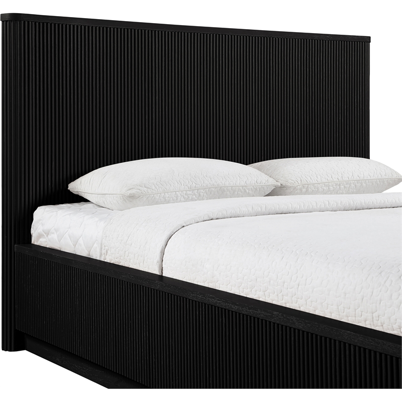 Meridian Furniture Astrid Black Solid Wood And Oak Veneer Queen Bed