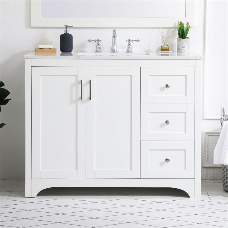 Elegant Decor Moore 42
