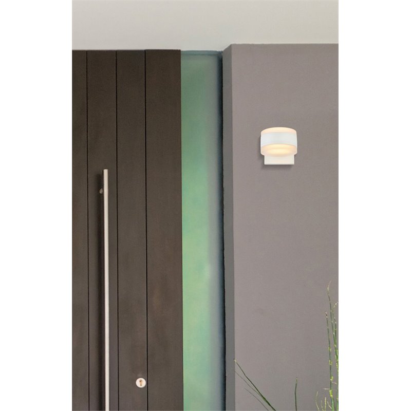 Living District Raine 1-Light Modern Aluminum LED Wall Sconce in White