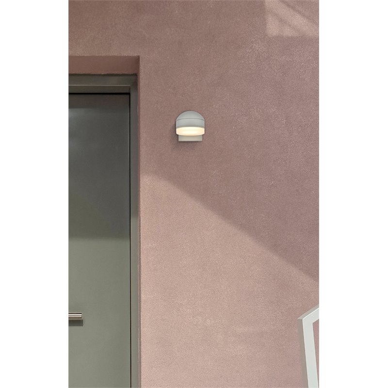 Living District Raine 1-Light Modern Aluminum LED Wall Sconce in Silver