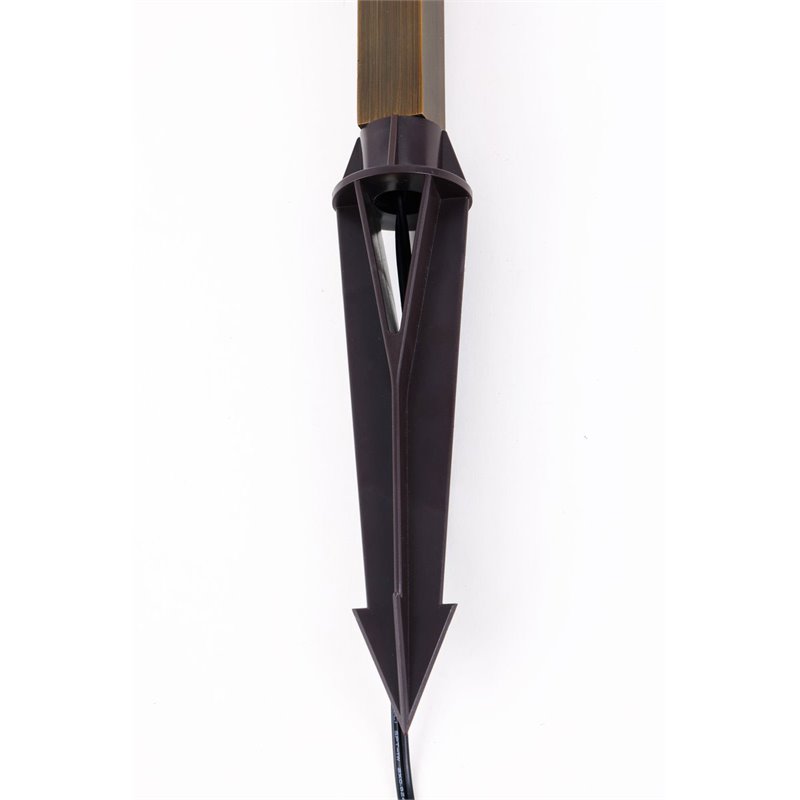 Elitco Lighting Aera Traditional Cast Brass Linear Path Light in Brass