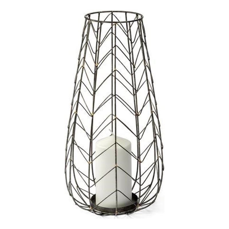 Mercana Petiole I Small Gold Toned Metal Table Candle Holder