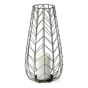 Mercana Petiole I Small Gold Toned Metal Table Candle Holder