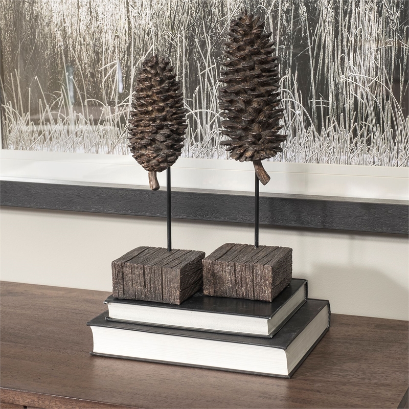 Mercana Pinterra (Small) 4L x 4W Brown Resin Pinecone Replica