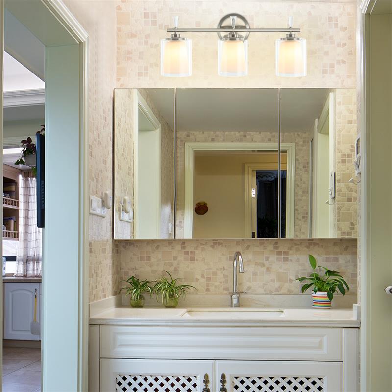 3-Light Vanity Light with Dual Clear and Frosted Shades