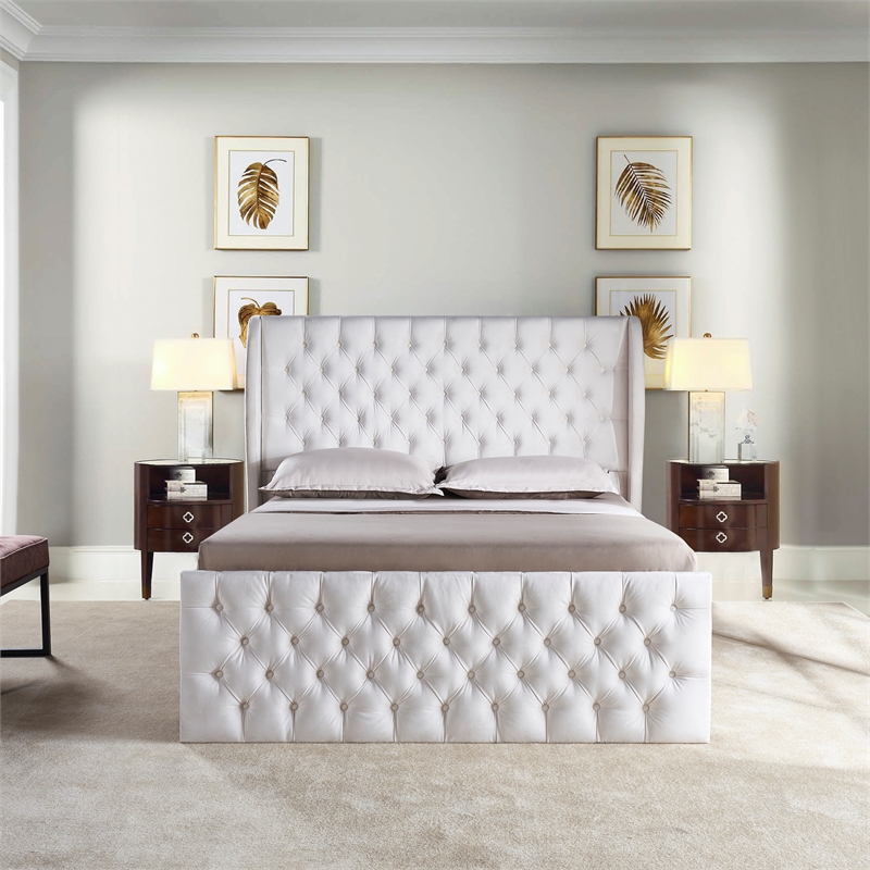 CRO Decor Upholstered Metal & Velvet King Size Chesterfield Bed in White