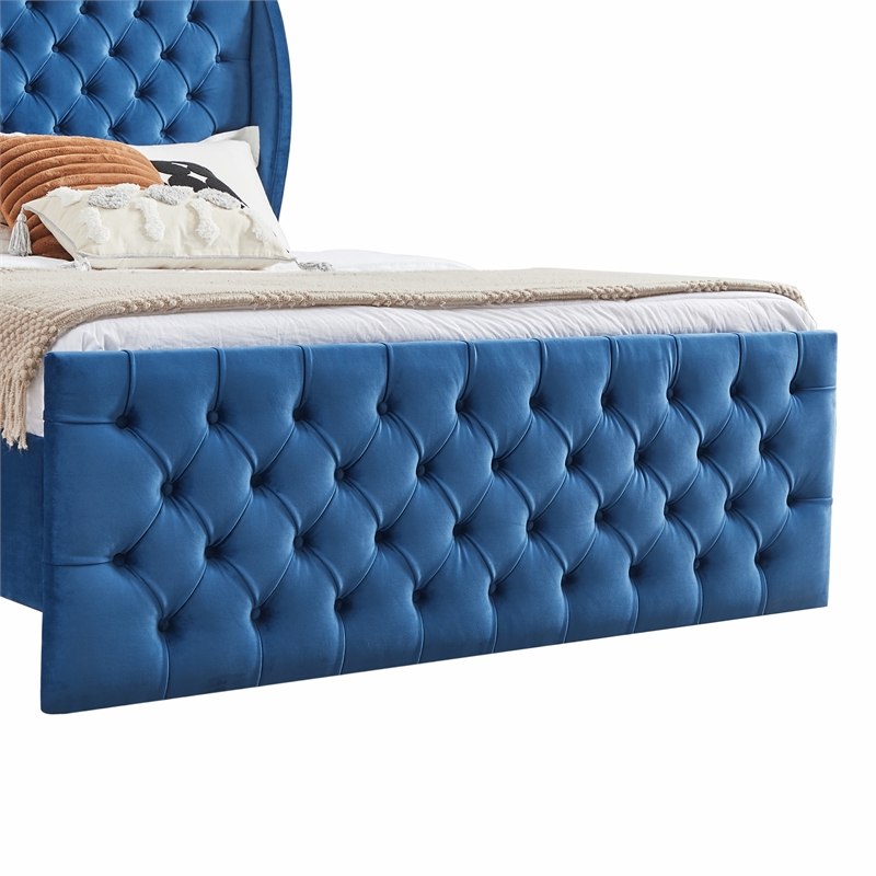 CRO Decor Upholstered Metal & Velvet King Size Chesterfield Bed in Blue