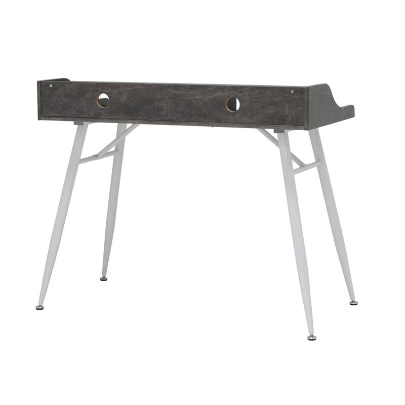 Calico Designs Woodford 45