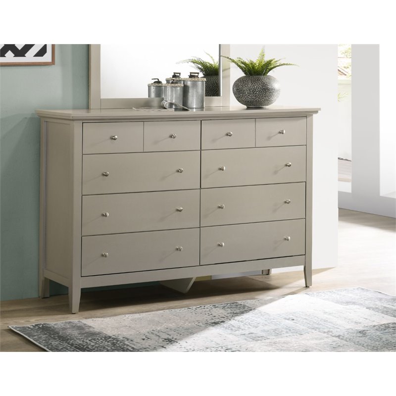 Glory Furniture Hammond Wood Veneer 8-Drawer Bedroom Dresser in Silver Champagne