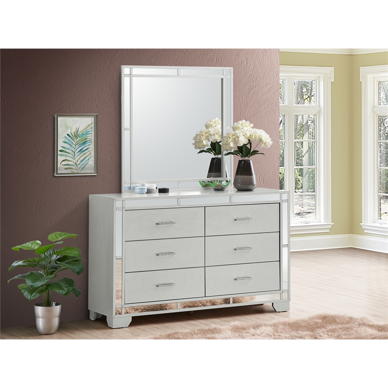 Glory Furniture    Mirror Silver Champagne