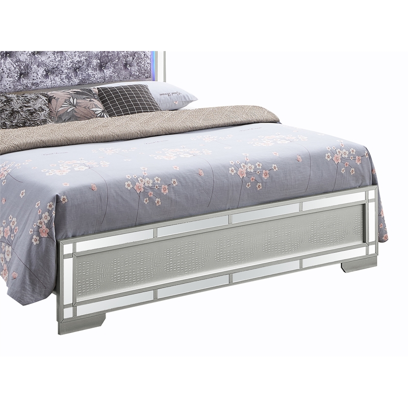 Glory Furniture  Twin Size Bed  Silver Champagne