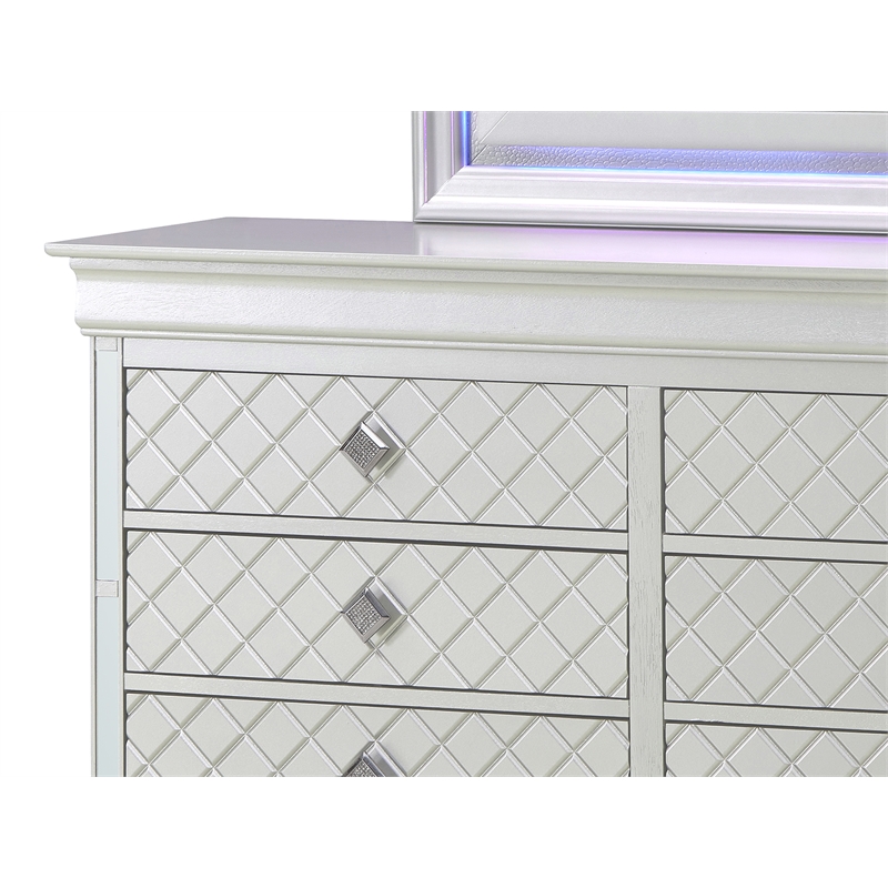 Glory Furniture Verona 6-Drawers Bedroom Chest in Silver Champagne