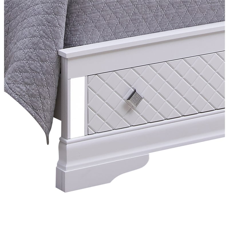 Glory Furniture Verona Full Size Storage Bed in White Pearlescent