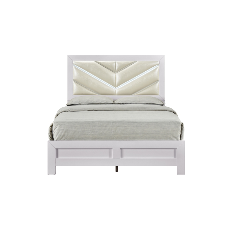 Glory Furniture Moreland Full Bed in Sparkling White