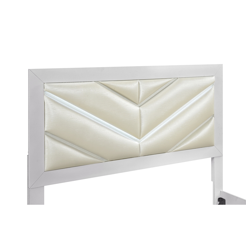 Glory Furniture Moreland Queen Bed in Sparkling White