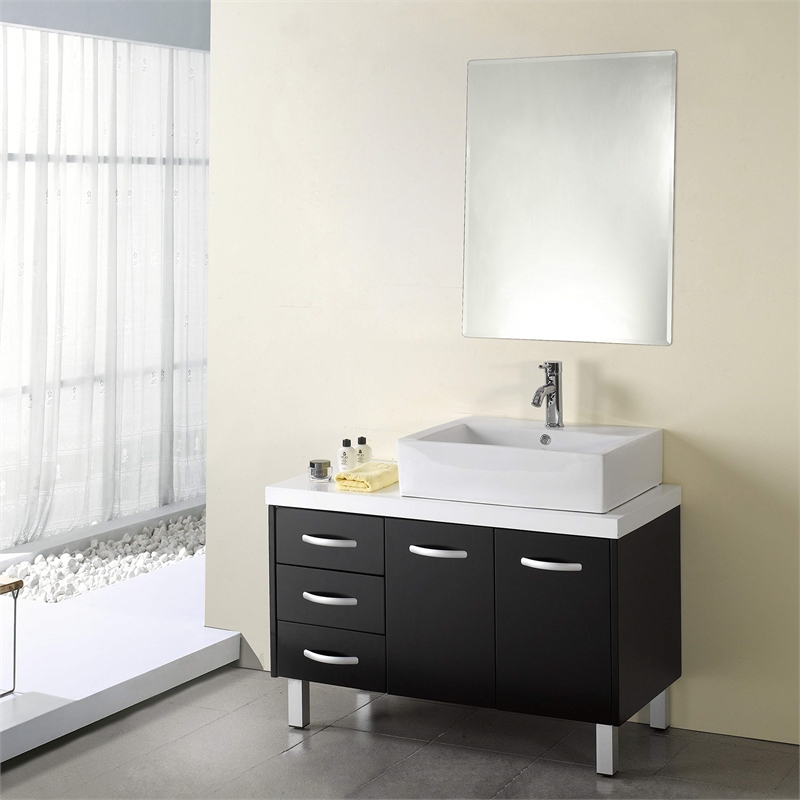 CHLOE Goodwin Large Frameless Wall Mirror 24x32