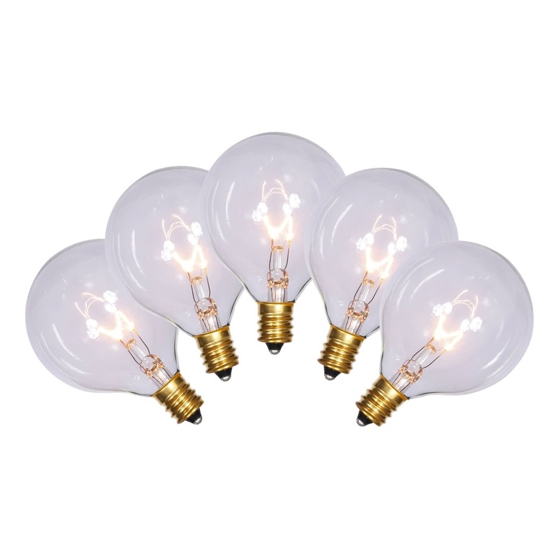 Vickerman 15-light Plastic G50 Christmas Light Set in Clear Finish