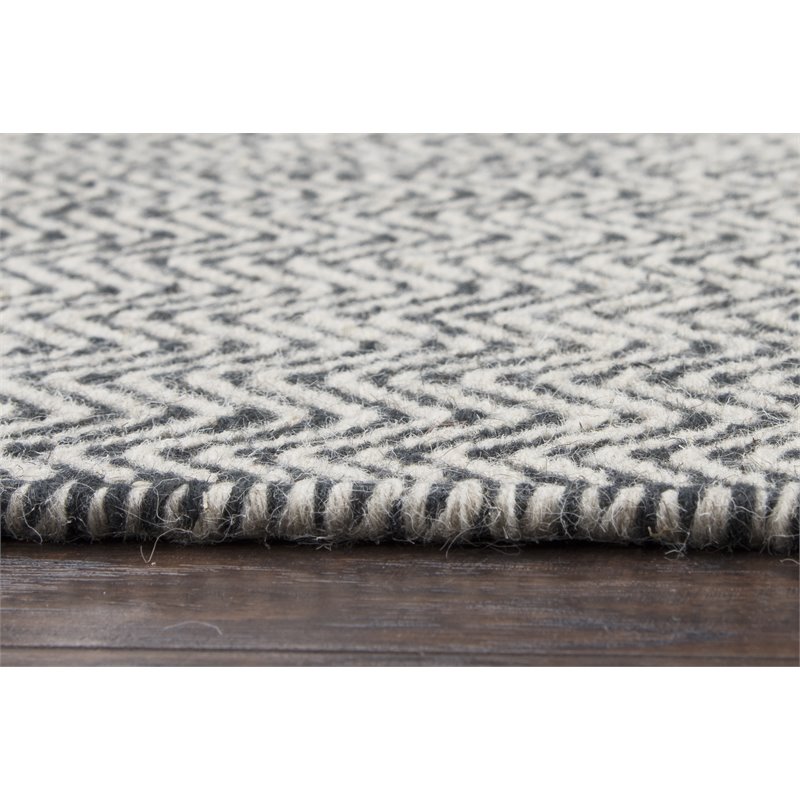 Twist 5' x 8' Chevron Black Off White Hand Woven Area Rug