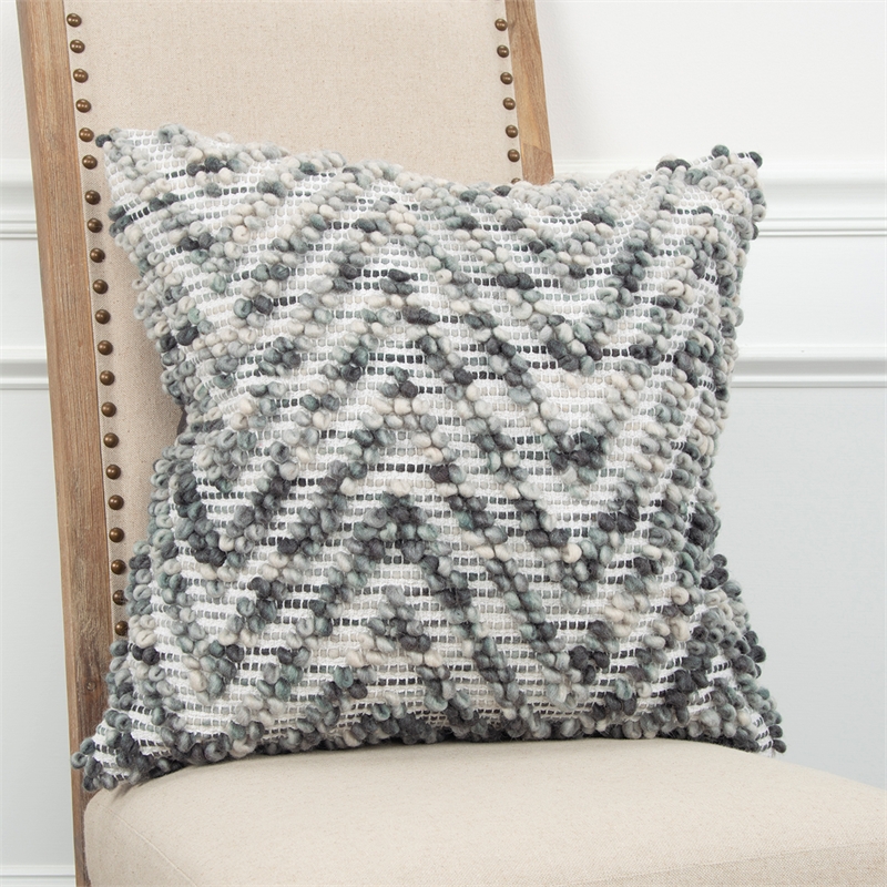 Rizzy Home Chevron 20