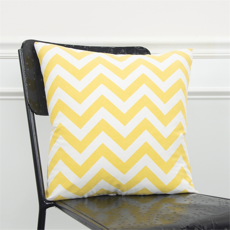 Rizzy Home Chevron 18