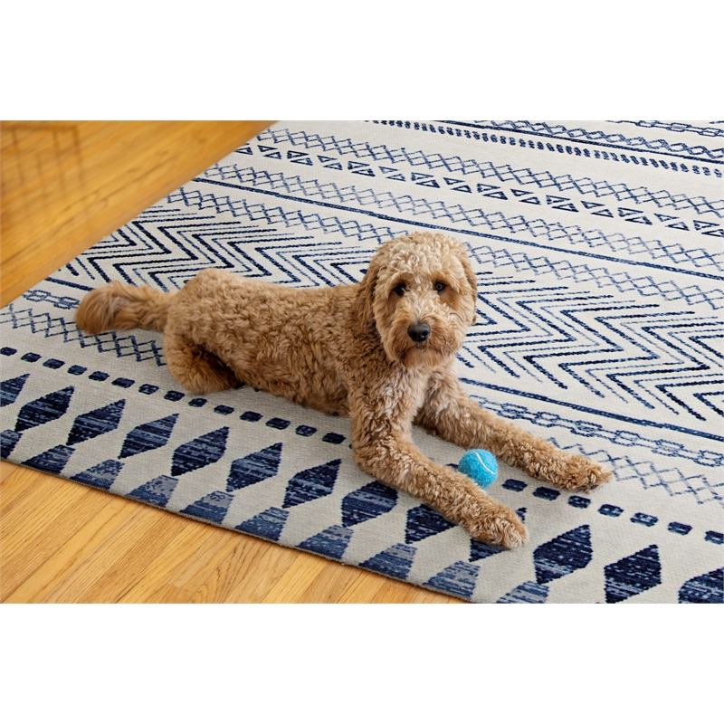 Afuera Living Indoor Outdoor Machine Skip Area 7'x9' Rug in Ivory and Blue