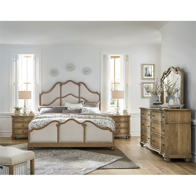 Pulaski Weston Hills Queen Upholstered Bed in Flax Seed