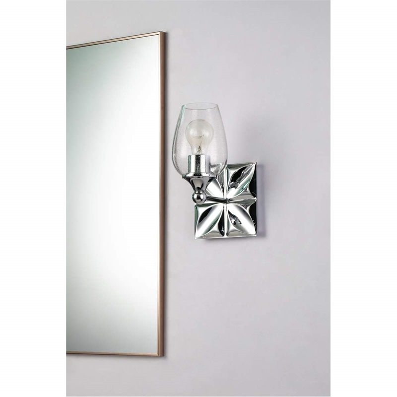 Lucas McKearn Epsilon 1-light Metal Bath Vanity Light in Polished Chrome