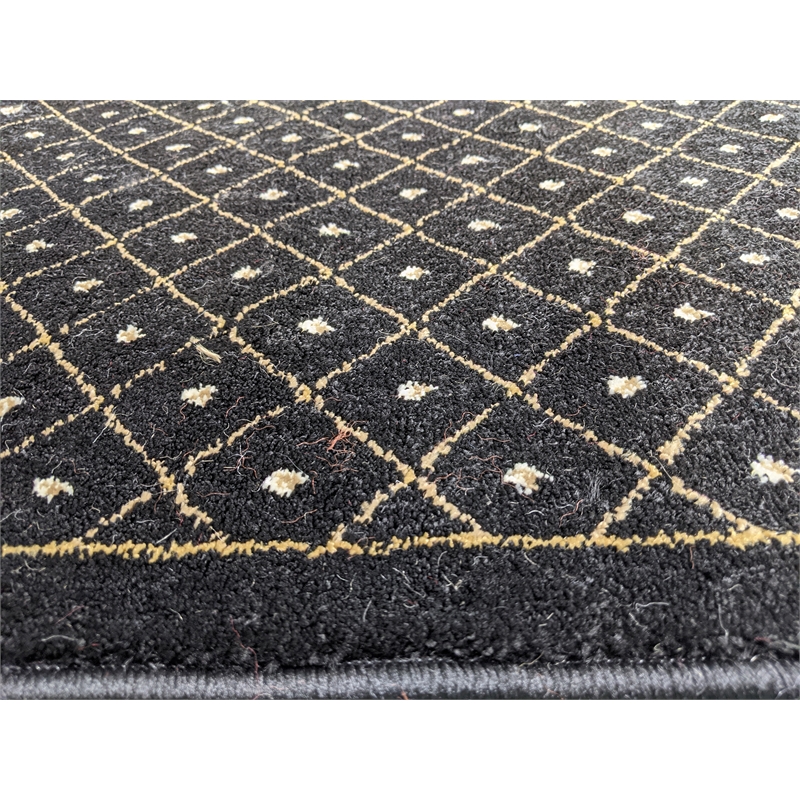 Como 782 Transitional Geometric Black Rectangular Polypropylene Area Rug 7'9