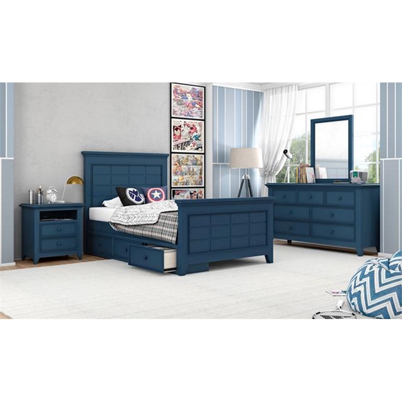 My Home Furnishings Bailey Beveled Vertical Mirror in Williamsburg Blue