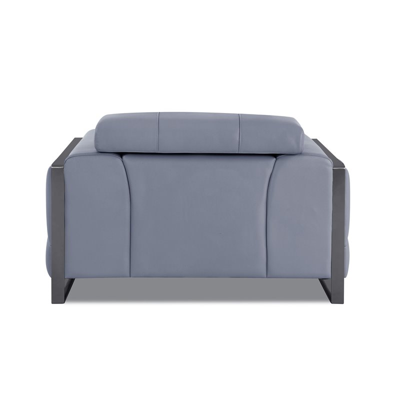 Titan Furnishings 18.5