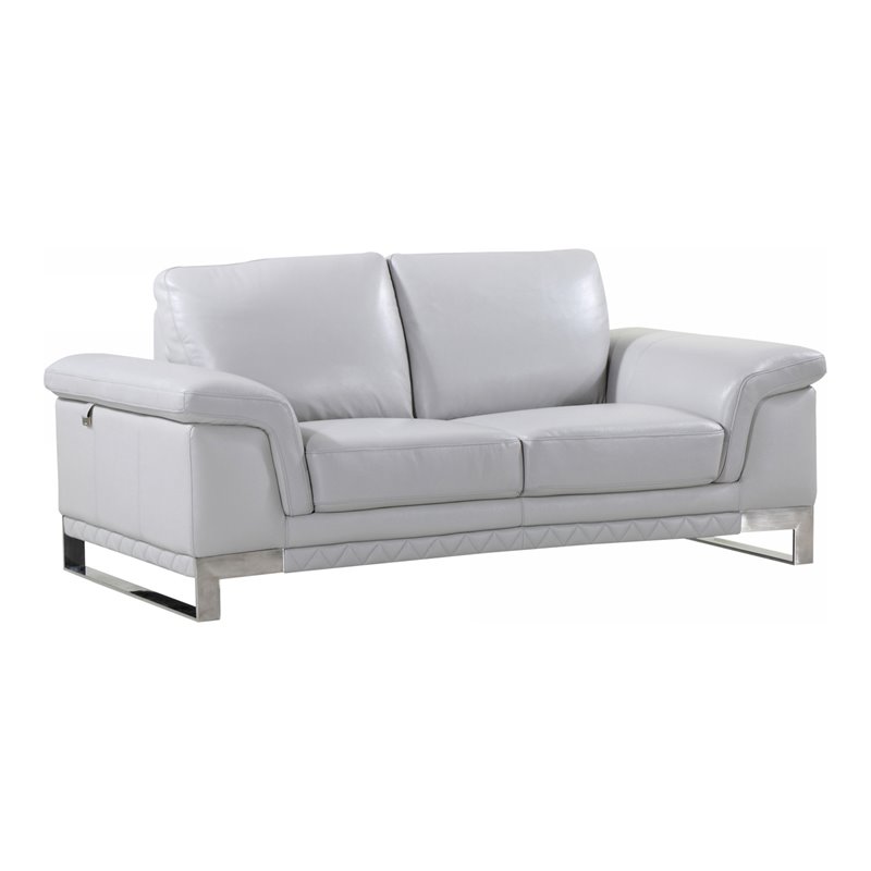 Titan Furnishings 73