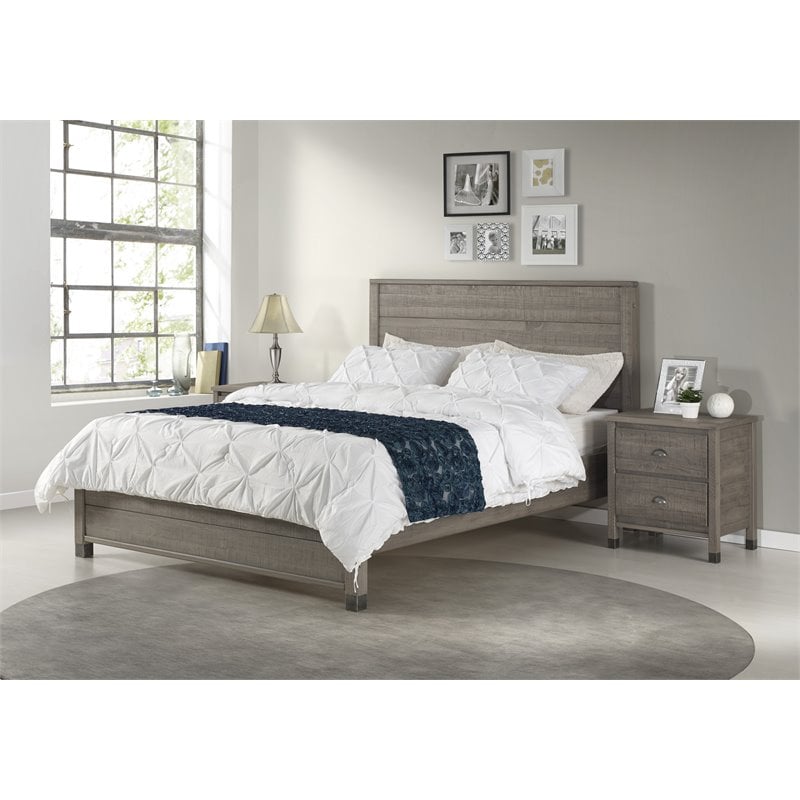 Camaflexi Baja Solid Wood King Platform Bed in Driftwood Gray