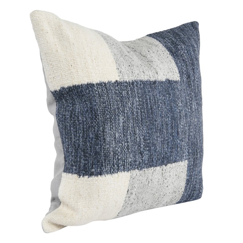 Kosas Home Estelle 22x22