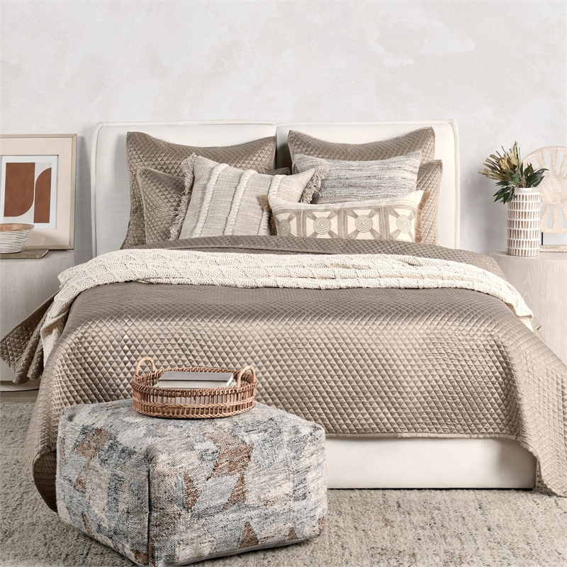 Kosas Home Winthrop 20x36