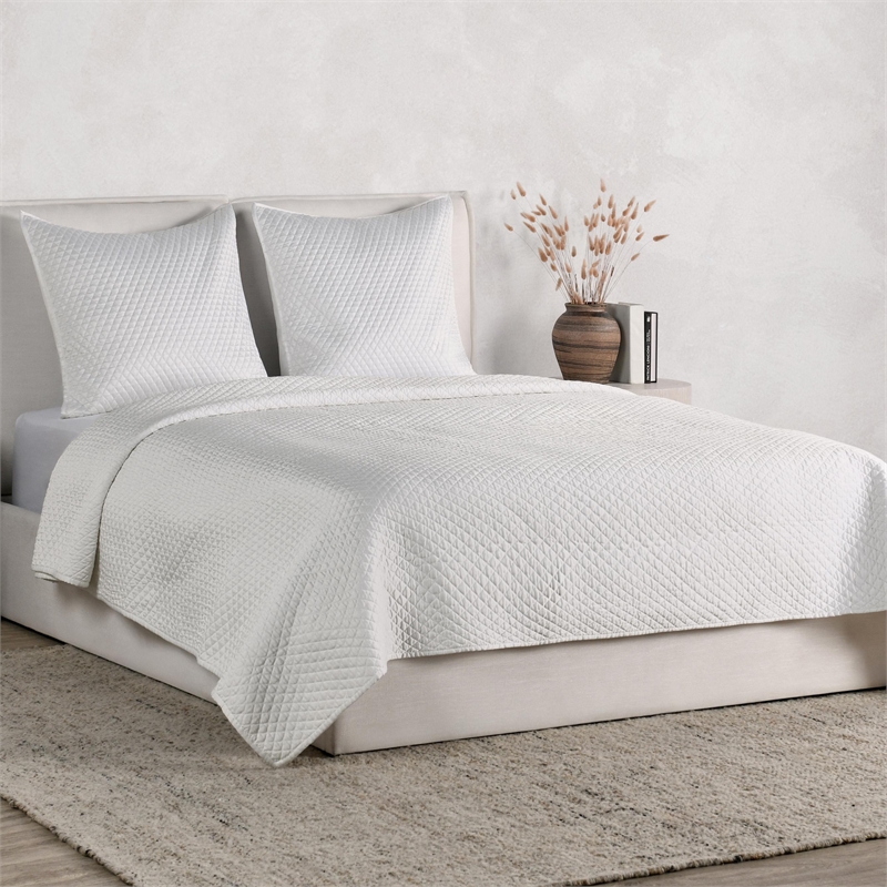 Kosas Home Winthrop 26x26