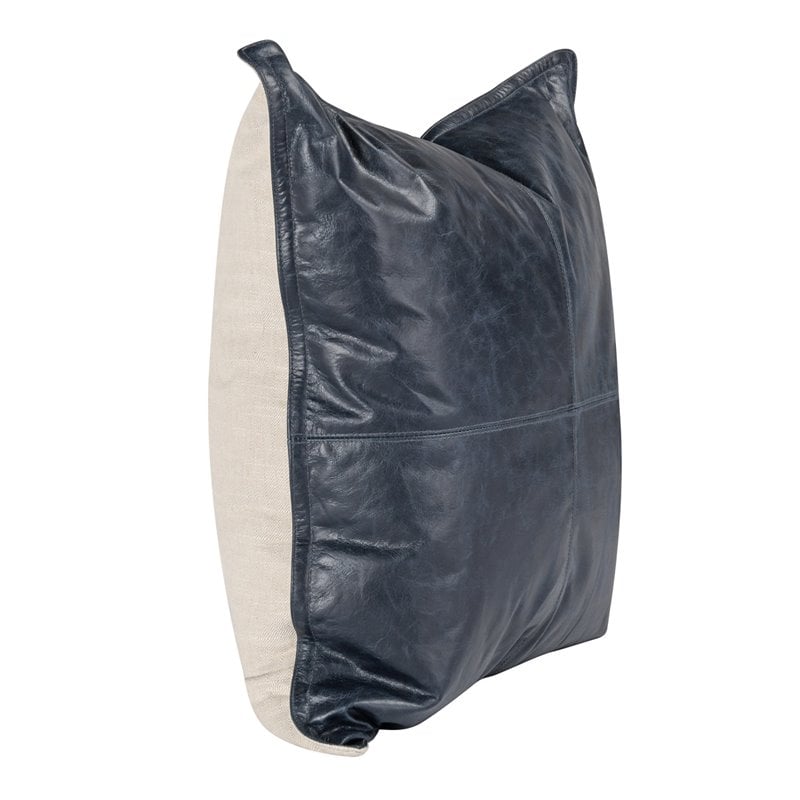 Kosas Home Cheyenne 22x22