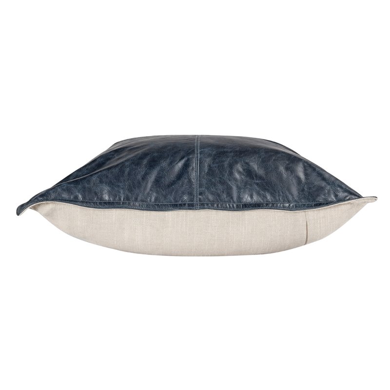 Kosas Home Cheyenne 22x22