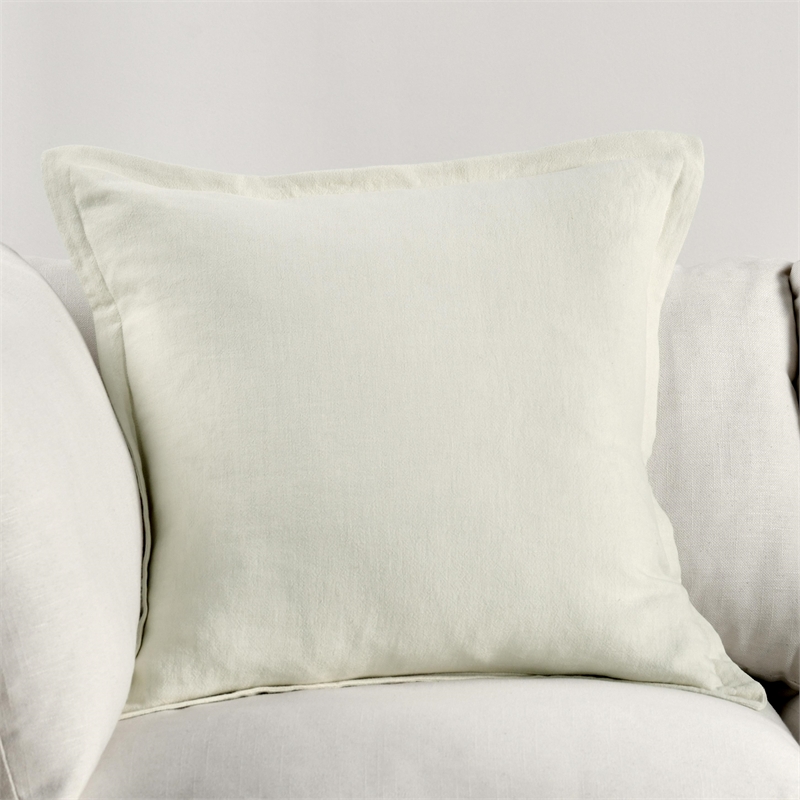 Kosas Home Amy 22x22