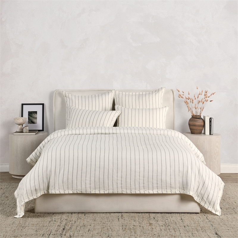 Kosas Home Kingston 92x90