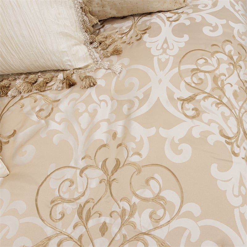 Michael Amini Luxembourg 12-piece Fabric Queen Comforter Set in Cream/Gold
