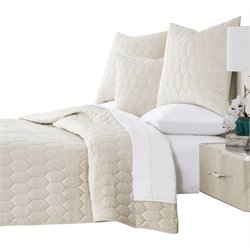 Quilt & Coverlet
