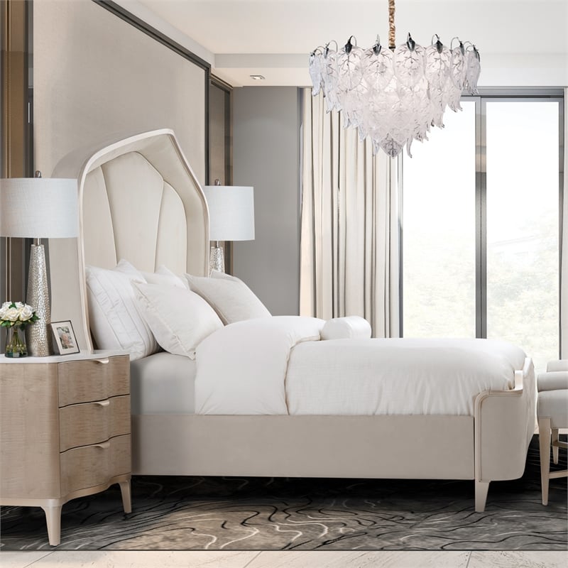 Michael Amini Malibu Crest Cal. King Curved Panel Bed - Doeskin/Chardonnay