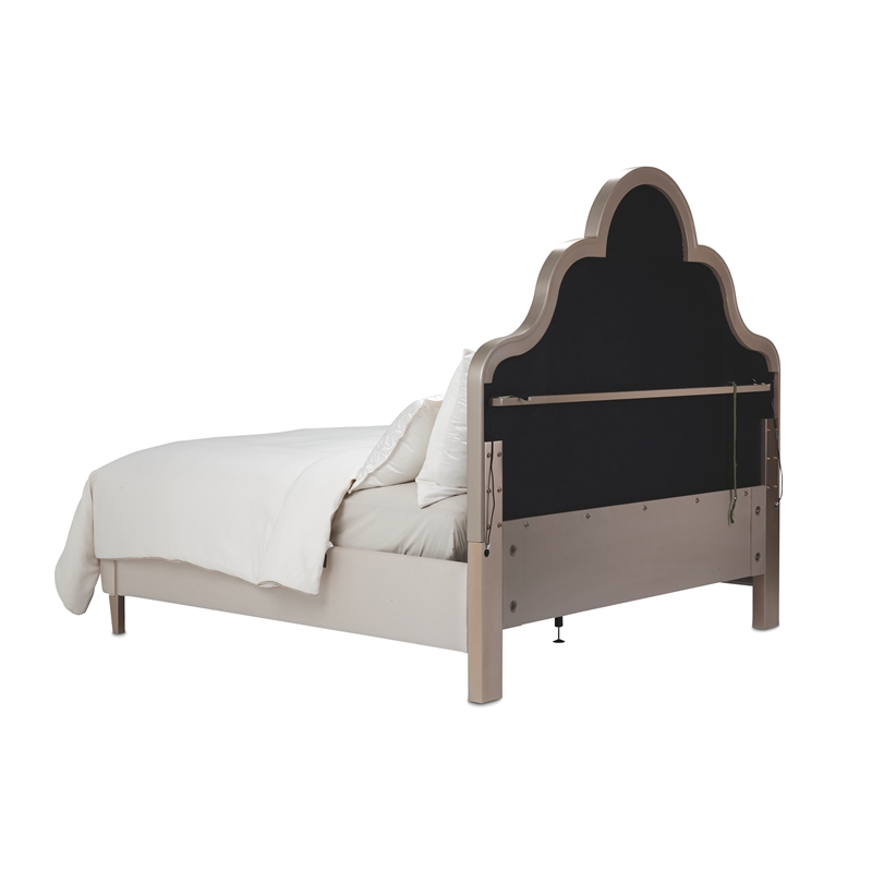 Michael Amini Malibu Crest Queen Scalloped Panel Bed - Porcelain/Chardonnay