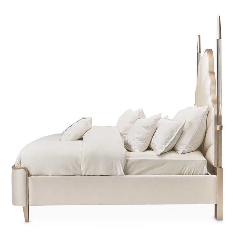Malibu Crest Eastern King Scalloped Poster Bed - Porcelain/Chardonnay