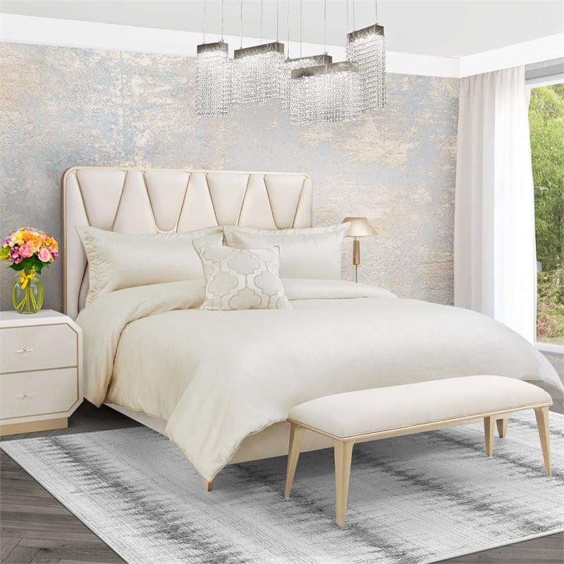 Michael Amini Westlyn 4-Piece King Comforter Set - Ivory