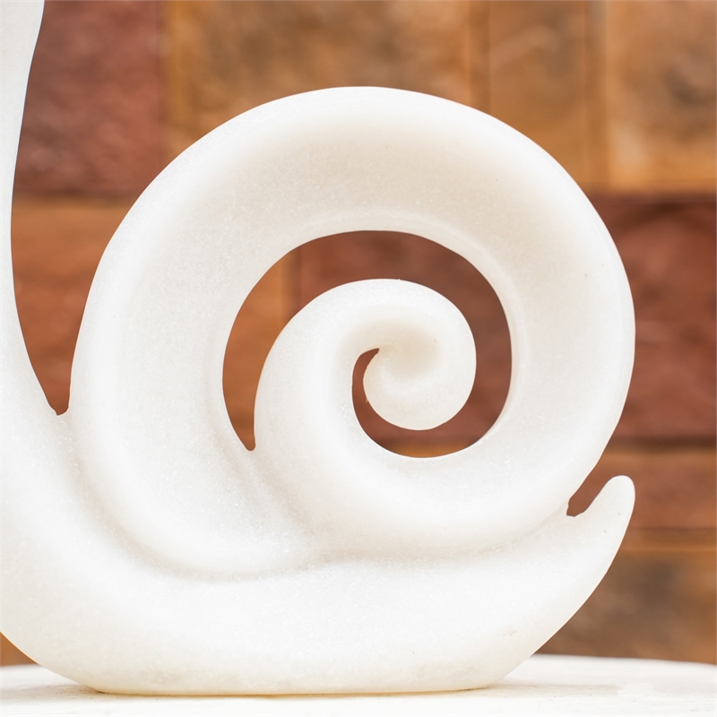 White Sandstone Effect Resin Snail Statue Garden Decor Sculpture